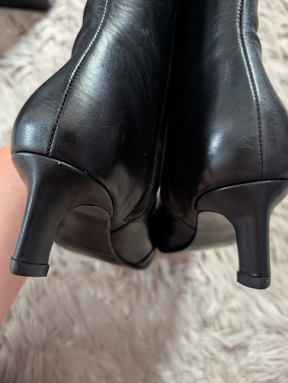 EUC Alohas Nicky Leather Boots in Black - Picture 13 of 16